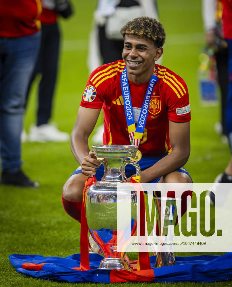 Berlin, Germany 14th Jul 2024 Lamine Yamal ESP Spain England Spain England 14 07 2024