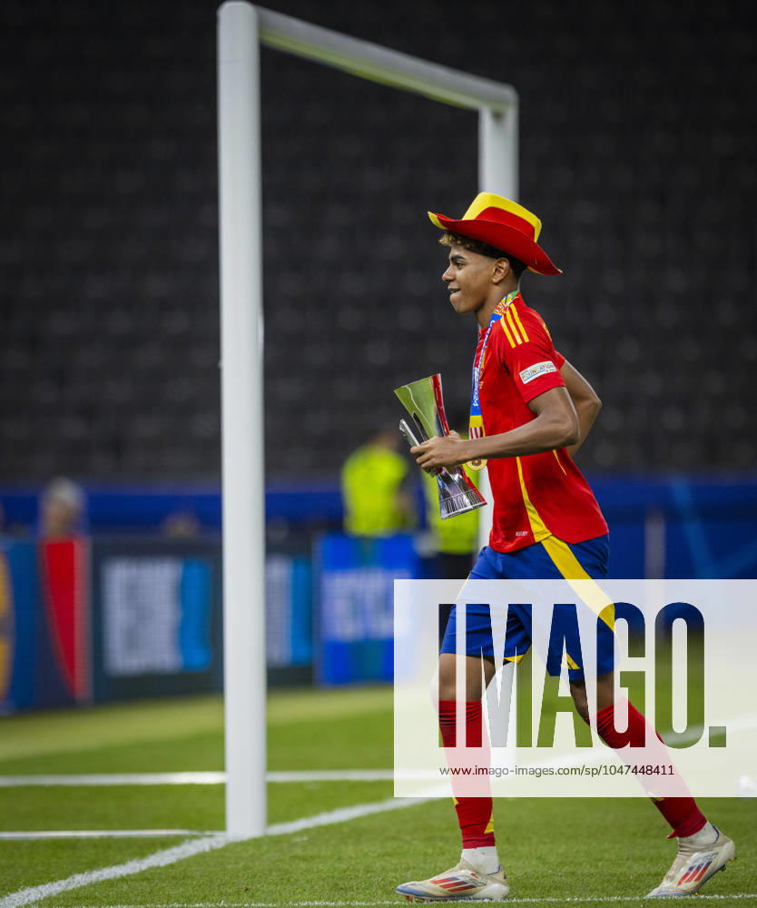 Berlin, Germany 14th Jul 2024 Lamine Yamal ESP Spain England Spain England 14 07 2024
