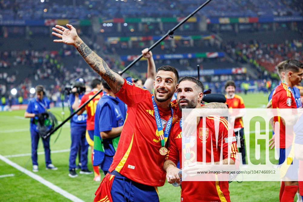 Joselu, Dani Carvajal seen celebrating after winning UEFA EURO, EM, Europameisterschaft,Fussball 2024 final game between national teams of Spain and England at Olympiastadium, Berlin, Germany (Maciej Rogowski) Berlin Olympiastadium Germany