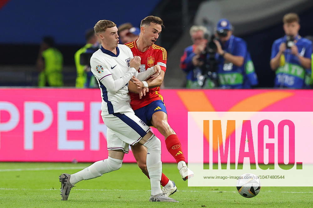 Spain England UEFA EURO 2024 Final Berlin, 14 07 2024, Olympiastadion, UEFA EURO 2024 Germany, Final, Spain England 2 1 0 0 , Pictured from l Cole Palmer 24, ENG and Robin Le Normand 3, ESP ,