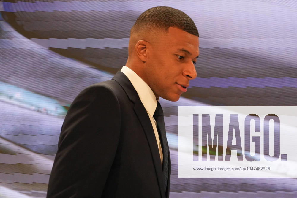 Presentation Kylian Mbappe In Real Madrid - Spain Kylian Mbappé during his presentation as a new player of Real Madrid CF at Santiago Bernabeu stadium in Madrid, Spain, on July 16, 2024. Photo by Laurent Lairys ABACAPRESS.COM Madrid Spain