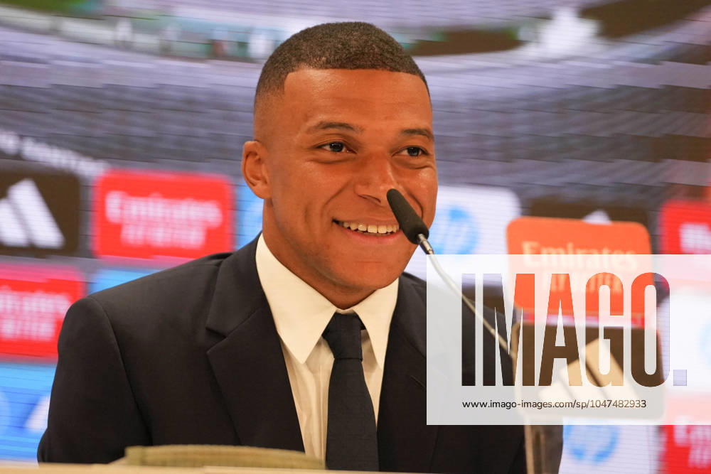 Presentation Kylian Mbappe In Real Madrid - Spain Kylian Mbappé during his presentation as a new player of Real Madrid CF at Santiago Bernabeu stadium in Madrid, Spain, on July 16, 2024. Photo by Laurent Lairys ABACAPRESS.COM Madrid Spain