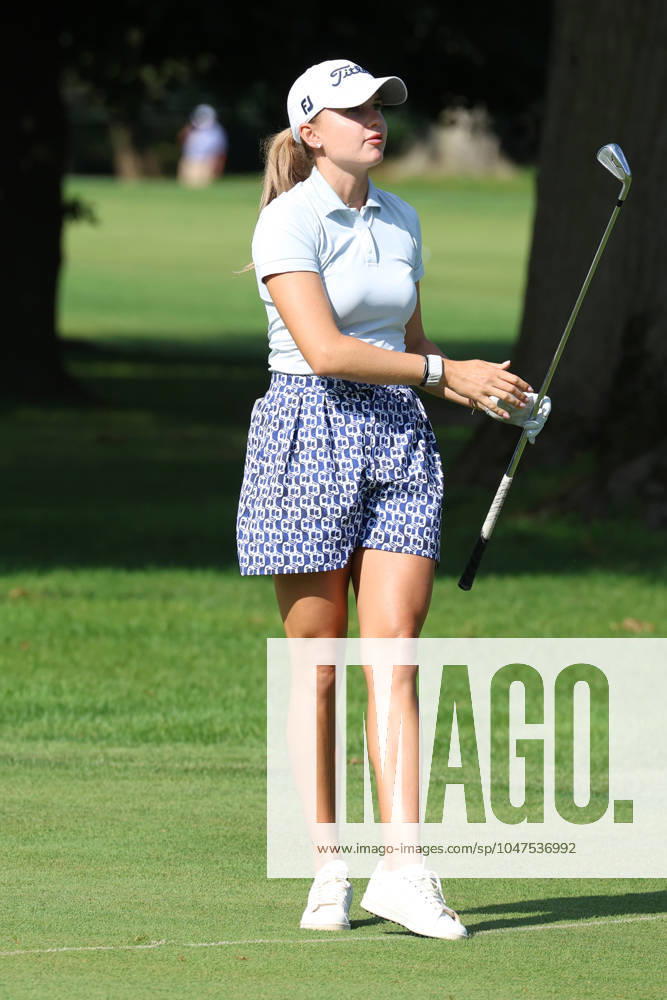 SYLVANIA, OH - JULY 18: LPGA, Golf Damen golfer Nataliya Guseva plays her second shot on the 17th hole during the first round of the 2024 Dana Open on July 18, 2024, at Highland Meadows Golf Club in Sylvania, Ohio. (Photo by Brian Spurlock Icon Sportswire) GOLF: JUL 18 LPGA Dana Open Icon24071810