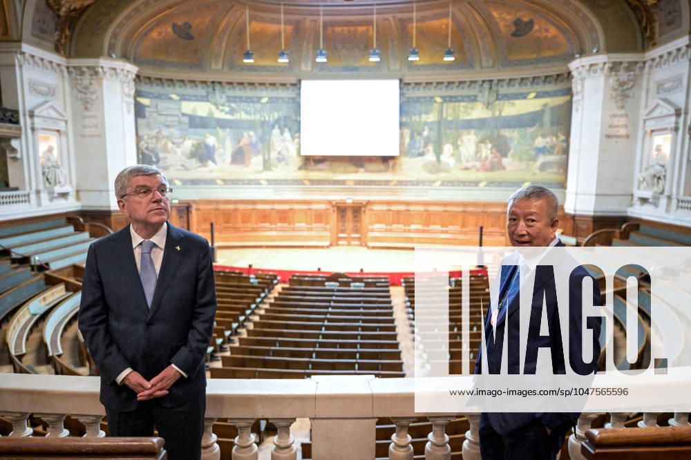 (240720) -- PARIS, July 20, 2024 -- International Olympic Committee (IOC) President Thomas Bach (L) and IOC Vice President Ser Miang Ng visit the Sorbonne University in Paris, France, July 19, 2024. ( AFP Pool via Xinhua) (SP)FRANCE-PARIS-SORBONNE UNIVERSITY Olympic Games, Olympische Spiele, Olympia, OS IOC-BACH BertrandxGuay