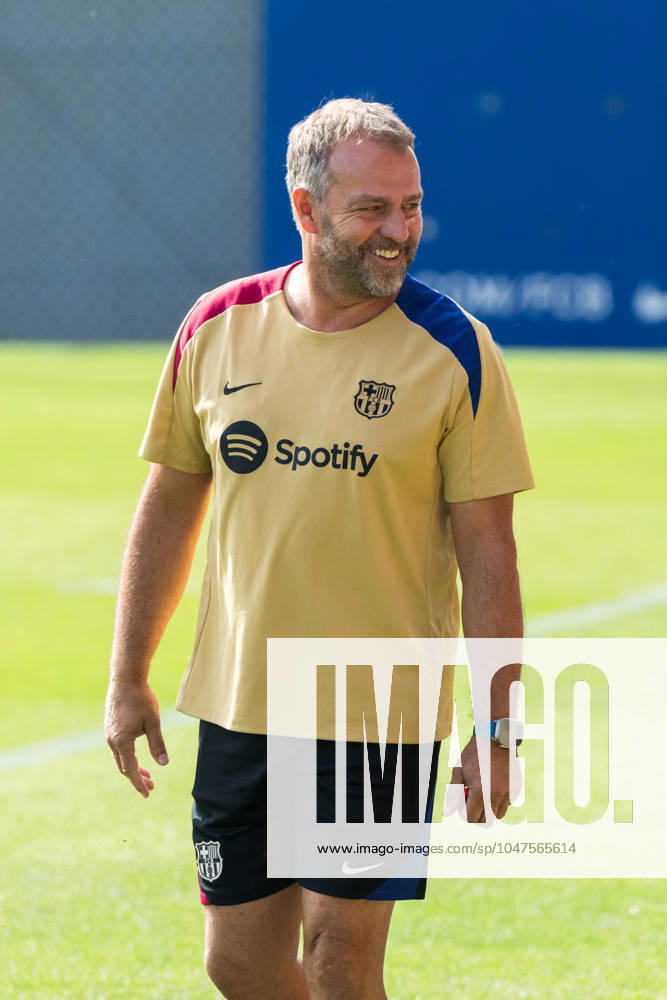 (240720) -- BARCELONA, July 20, 2024 -- FC Barcelona, Barca s head coach Hansi Flick attends a training session at the Joan Gamper training ground, near Barcelona, Spain, on July 19, 2024. (Photo by Xinhua) (SP)SPAIN-BARCELONA-FOOTBALL-TRAINING SESSION Joanxgosa