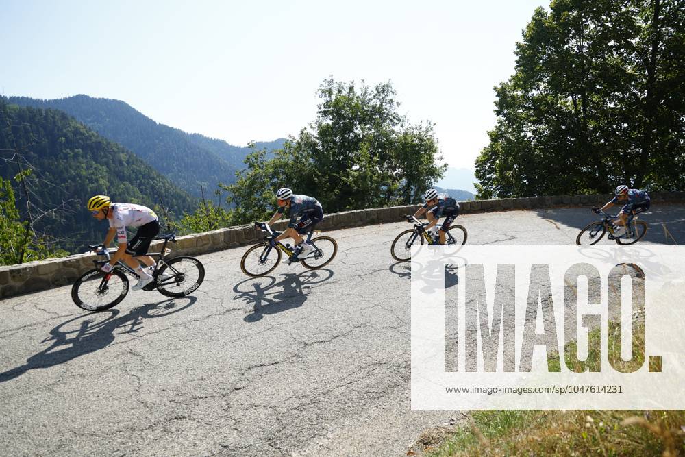 Tour de France 2024 - Stage 20 COL DE LA COUILLOLE, FRANCE - JULY 20 : Vingegaard Hansen Jonas (DEN) of Team Visma Lease a Bike during stage 20 of the 111th edition of the Tour de France 2024 cycling race, a stage of 132,8 kms with start in Nice and finish in Col de la Couillole on July 20, 2024 in Col de la Couillole, France, 20 07 2024 Col de la Couillole France