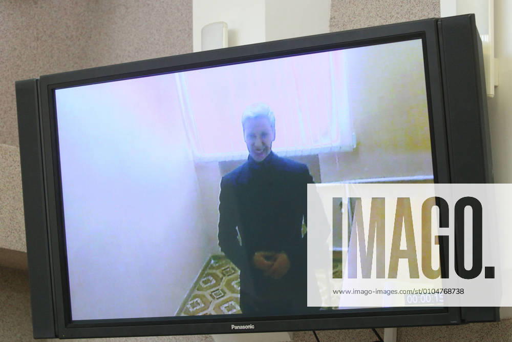 Belarusian Opposition Coordination Council member Maria Kolesnikova (on the screen) during a hearing at Minsk City Court into the defense s appeal against her detention. Natalia Fedosenko TASS TS0E7C80