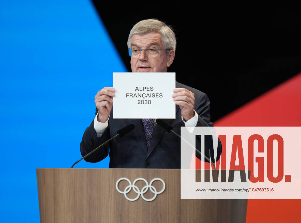 (240724) -- PARIS, July 24, 2024 -- International Olympic Committee (IOC) President Thomas Bach announces that the French Alps has won the bid for the 2030 Winter games, Winterspiele,Spiele, Summer games during the 142nd session of the IOC in Paris, France, on July 24, 2024. The French Alps has been awarded as the host of the 2030 Winter Olympic Games, Olympische Spiele, Olympia, OS by the IOC on Wednesday, but under the condition that French government provides financial and organizational guarantees before the dates set by the IOC. Sun Fei) (PARIS2024)FRANCE-PARIS-2030 WINTER GAMES sunfei4
