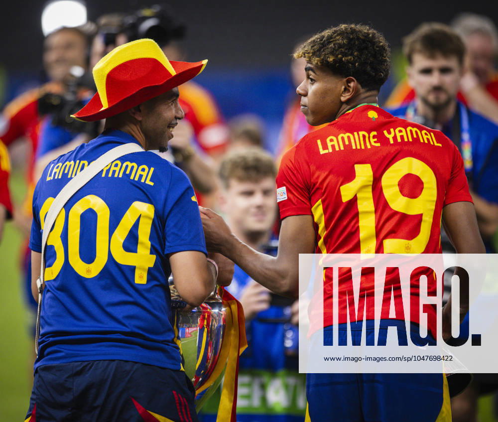 Berlin, Germany 14th Jul 2024 Lamine Yamal ESP with his father Spain England Spain England 14 07 2024