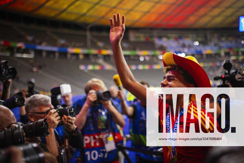 Berlin, Germany 14th Jul 2024 Lamine Yamal ESP Spain England Spain England 14 07 2024