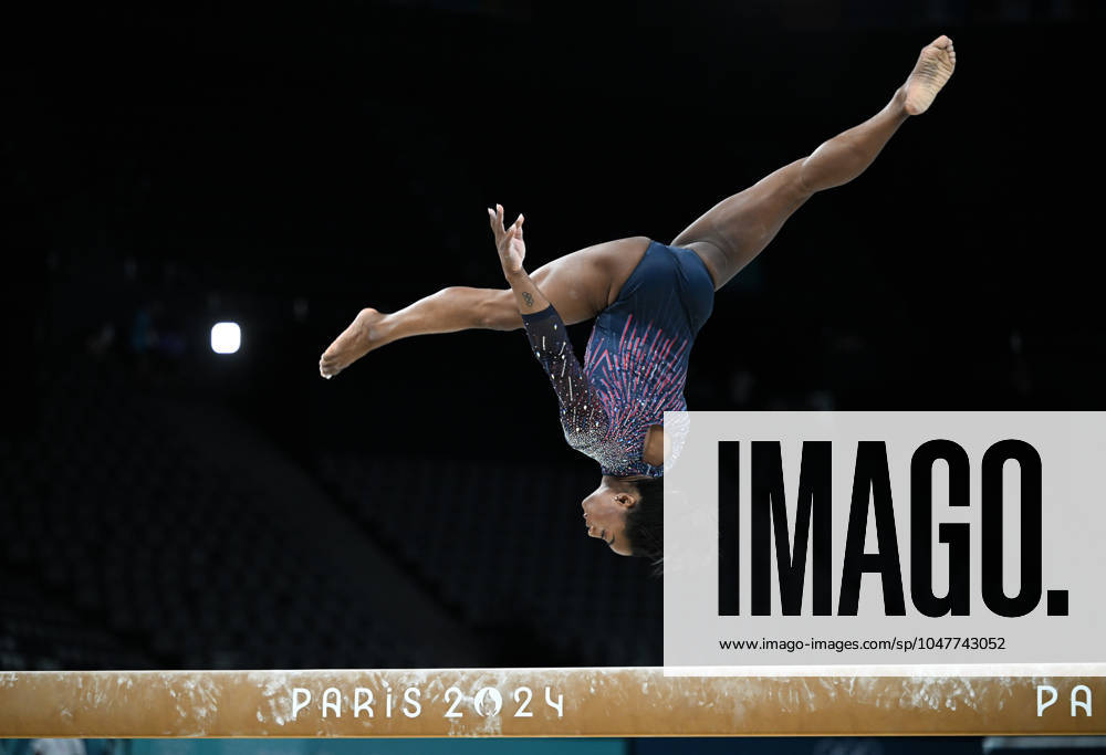 (240725) -- PARIS, July 25, 2024 -- Simone Biles of the United States takes part in an artistic gymnastics training session ahead of the Paris 2024 Olympic Games, Olympische Spiele, Olympia, OS in Paris, France, on July 25, 2024. Cheng Min) (PARIS2024)FRANCE-PARIS-ARTISTIC GYMNASTICS-TRAINING chengmin