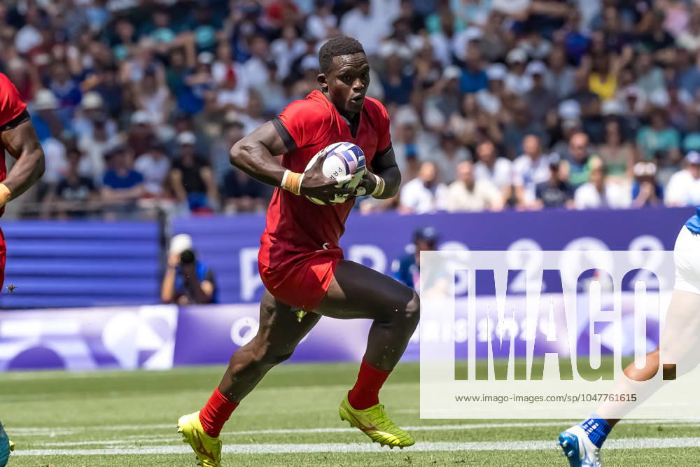 Team Kenya forward Kevin Wekesa (6) plays against Samoa in Menâ€⠢s Pool B Rugby Seven. Samoa beats Kenya 26-0. Paris France - ZUMAa161 20240725_oly_a161_010