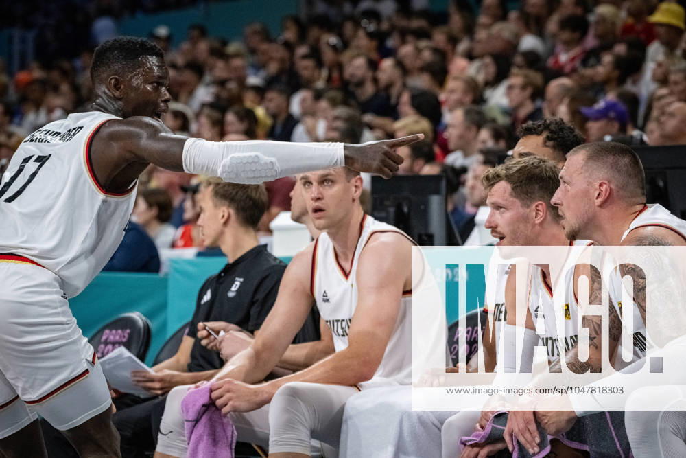 Olympic Games Paris 2024 Basketball Lille 27 07 2024 Preliminary round Germany GER Japan JPN Dennis Schröder Schroeder Germany, No 17 Schröder Schroder Johannes Voigtmann Germany, No 07 Andreas Obst Germany, No 42 Daniel Theis Germany, No 10
