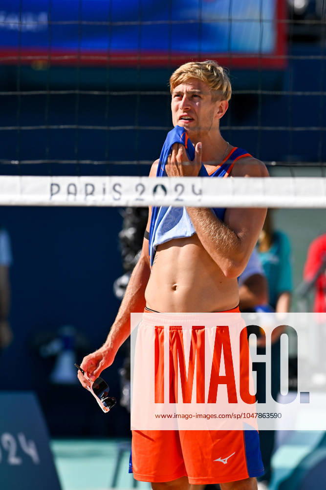 Olympic Games Beach Volleyball Paris 28 07 2024 Preliminary round, men, NED vs ITA, Steven Van De Velde