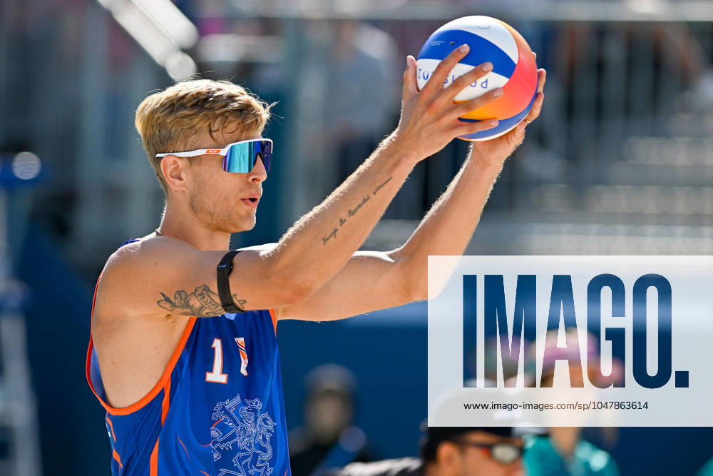 Olympic Games Beach Volleyball Paris 28 07 2024 Preliminary round, men, NED vs ITA, Steven Van De Velde
