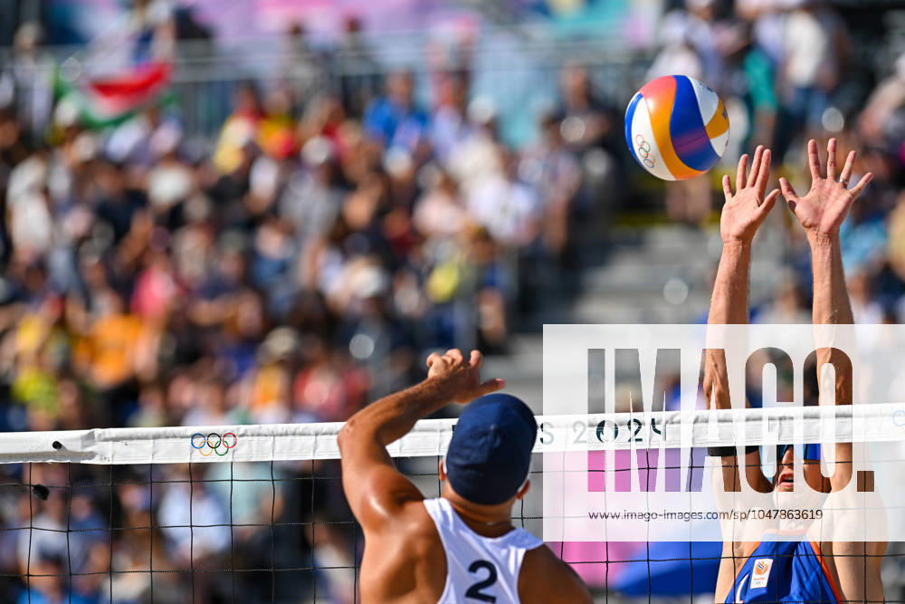 Olympic Games Beach Volleyball Paris 28 07 2024 Preliminary round, men, NED vs ITA, Steven Van De Velde, in the block against 2 Alex Ranghieri ITA ,