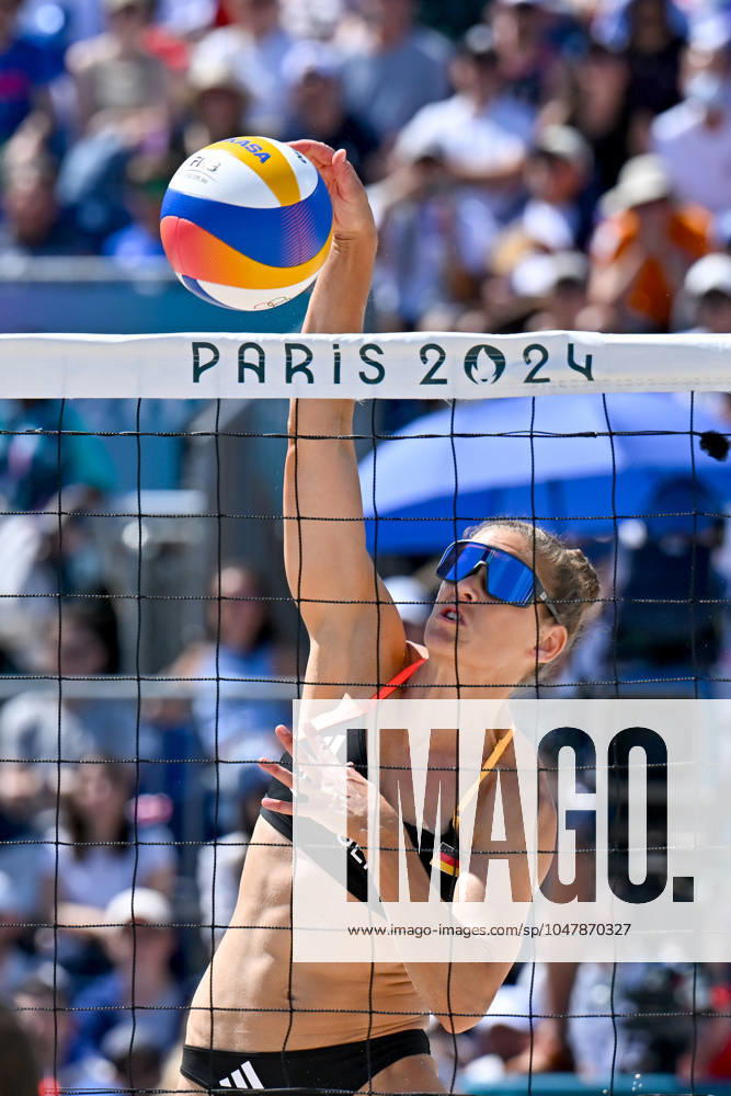Olympic Games Beach Volleyball Paris 28 07 2024 Preliminary round, women, GER FRA Cinja Tillmann