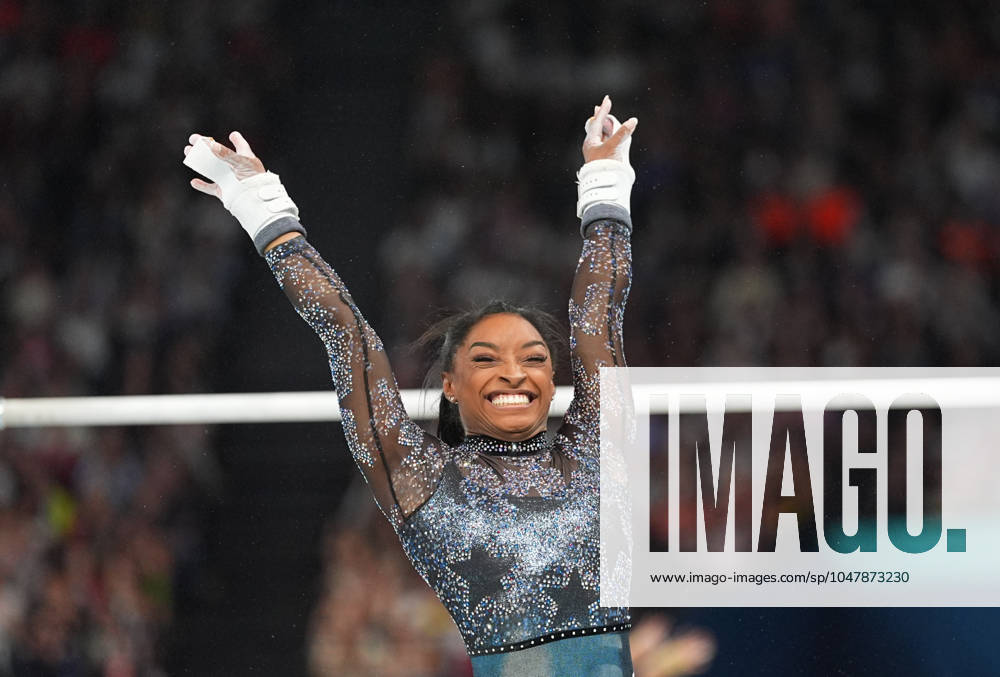 July 28 2024: Simone Biles (United States of America) competes during the uneven bars at Bercy Arena, Paris, France. CSM. Paris France - ZUMAc04_ 20240728_zma_c04_218