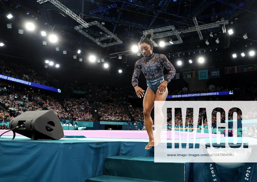 (240728) -- PARIS, July 28, 2024 -- Simone Biles of the United States is seen during the artistic gymnastics women s qualification match during the Paris 2024 Olympic Games, Olympische Spiele, Olympia, OS at Bercy Arena in Paris, France, July 28, 2024. Cao Can) (PARIS2024)FRANCE-PARIS-OLY-ARTISTIC GYMNASTICS CaoCan