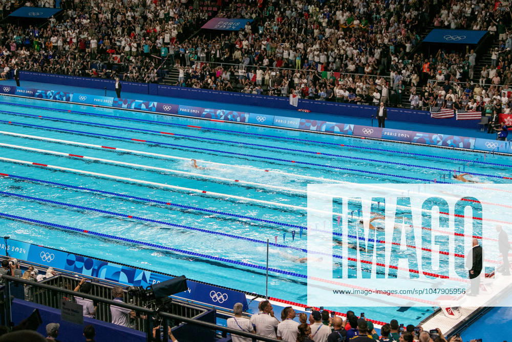 Swimmer LEON MARCHAND, FRANCE, is ahead at the Swimming 400M Men s Individual Medley final at the Paris La Defense Arena during the 2024 Paris Summer Olympics. Marchand would win Gold and set a World Record 4:02.95. Paris France - ZUMAa19_ 20240728_oly_a19_007