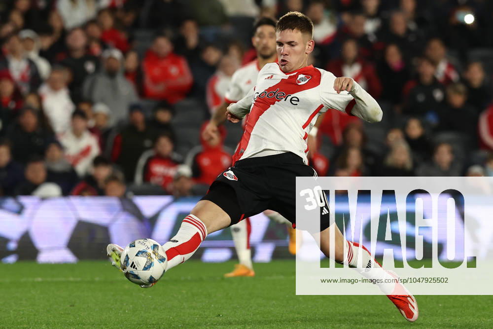 River Plate s midfielder Franco Mastantuono shots the ball during the match against Sarmiento at El Monumental stadium in Buenos Aires on July 28, 2024 BUENOS AIRES ARGENTINA