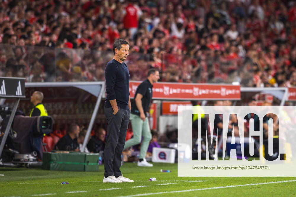 SL Benfica coach, Roger Schmidt, in action during the Pre-Season Friendly match between SL Benfica and Feyenoord at Estadio da Luz. Lisbon Portugal - ZUMAs197 20240728_aaa_s197_489