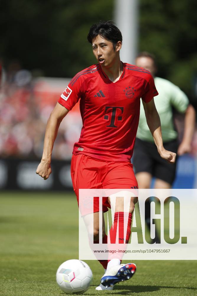 JULICH - Hiroki Ito of FC Bayern Munchen during the friendly match between 1.FC Duren and FC Bayern Munchen at Karl-Knipprath Stadium on July 28, 2024 in Julich, Germany. ANP Hollandse Hoogte BART STOUTJESDIJK Pre-Season Friendly 2024 25 ANPxSportx StoutjesdijkxIVx 504584150 originalFilename: 504584150