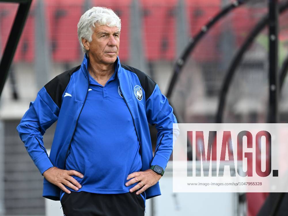 ALKMAAR - Atalanta BC coach Gian Piero Gasperini during the friendly match between AZ Alkmaar and Atalanta Bergamo at the AFAS stadium on July 27, 2024 in Alkmaar, the Netherlands. ANP Hollandse Hoogte International Friendly, Länderspiel, Nationalmannschaft 2024 25 ANPxSportx xGerritxvanxKeulenxIVx 504588319 originalFilename: 504588319