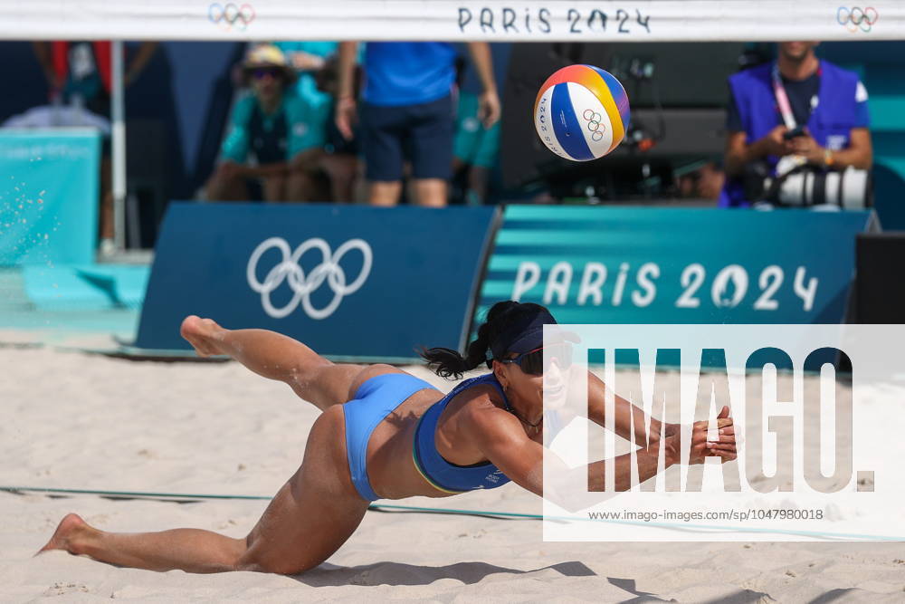 RUSSIA, PARIS - JULY 30, 2024: Brazil s Carolina Solberg Salgado plays a womenâ€s Pool E Beach volleyball, Beachvolleyball match against Lithuania during the 2024 Summer Olympics at the Eiffel Tower Stadium on the Champ de Mars. Alexander Shcherbak TASS 72546777