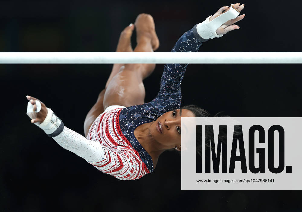 (240730) -- PARIS, July 30, 2024 -- Simone Biles of the United States competes during the uneven bars event of the artistic gymnastics women s team final at the Paris 2024 Olympic Games, Olympische Spiele, Olympia, OS in Paris, France, July 30, 2024. ) (PARIS2024) FRANCE-PARIS-OLY-ARTISTIC GYMNASTICS CaoxCan