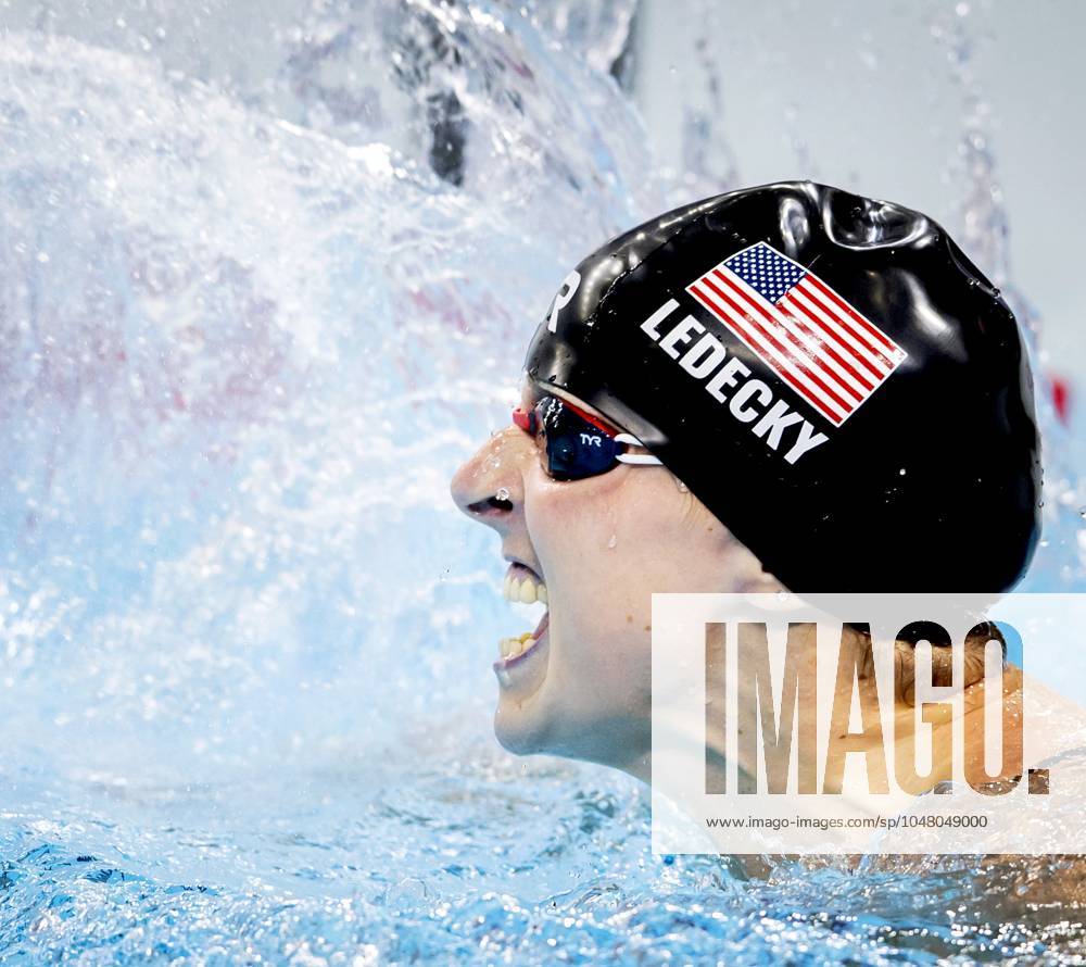 PARIS - Katie Ledecky after the 1500 meter freestyle final on the fifth day of swimming at the Olympic Games, Olympische Spiele, Olympia, OS ANP KOEN VAN WEEL ANPxSportx IVx 504758098 originalFilename: 504758098