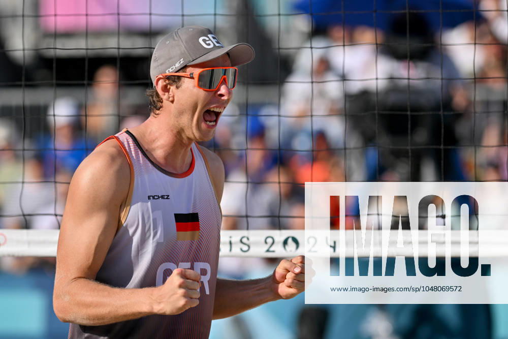 Olympic Games Beach Volleyball Paris 01 08 2024 Preliminary round, Men, GER AUS, Nils Ehlers 1, GER ,