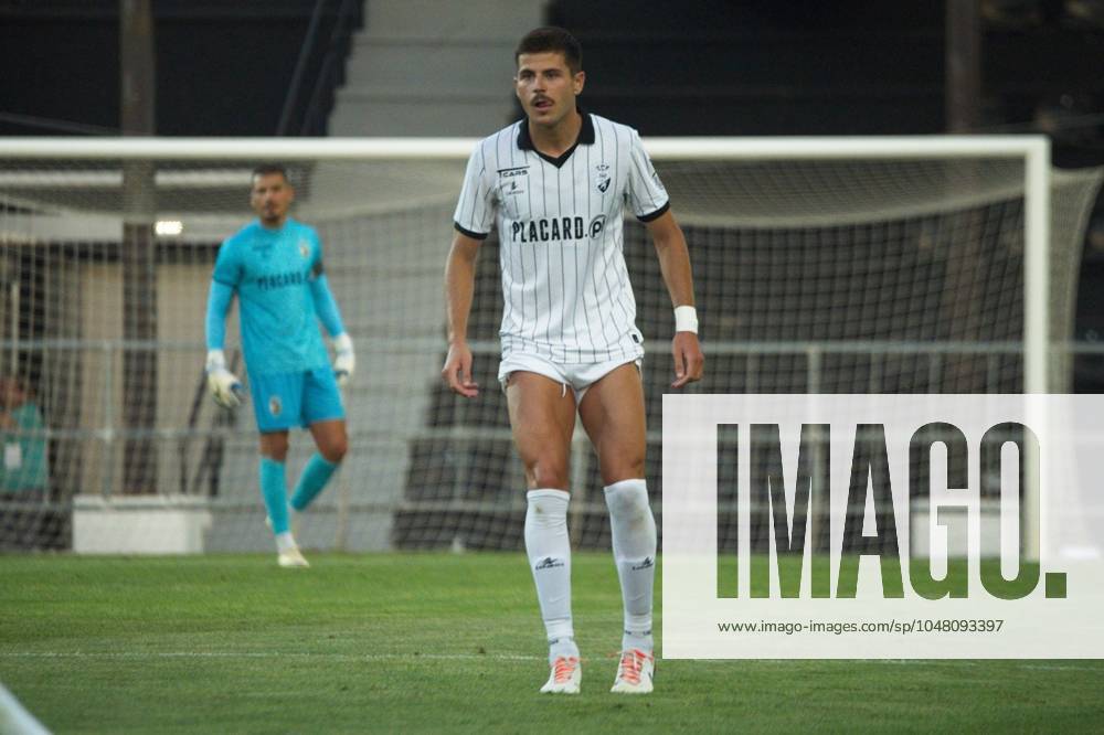 Marco Moreno of Sporting Clube Farense in action during the friendly football match between Sporting Clube Farense v Al-Ittihad at Sao Luis Stadium.