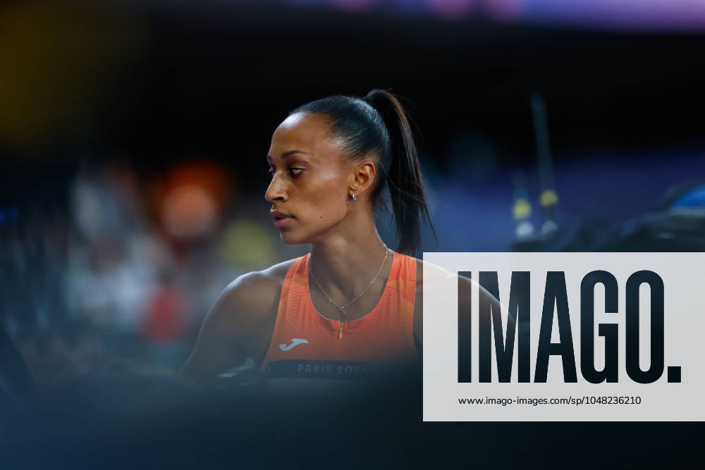 Ana Peleteiro-Compaore of Spain gestures during the Women s Triple Jump Final of the Athletics at Stade de France during the Paris 2024 Olympics Games on August 3, 2024 in Paris, France. Paris FRANCE - ZUMAa181 20240803_zaa_a181_308
