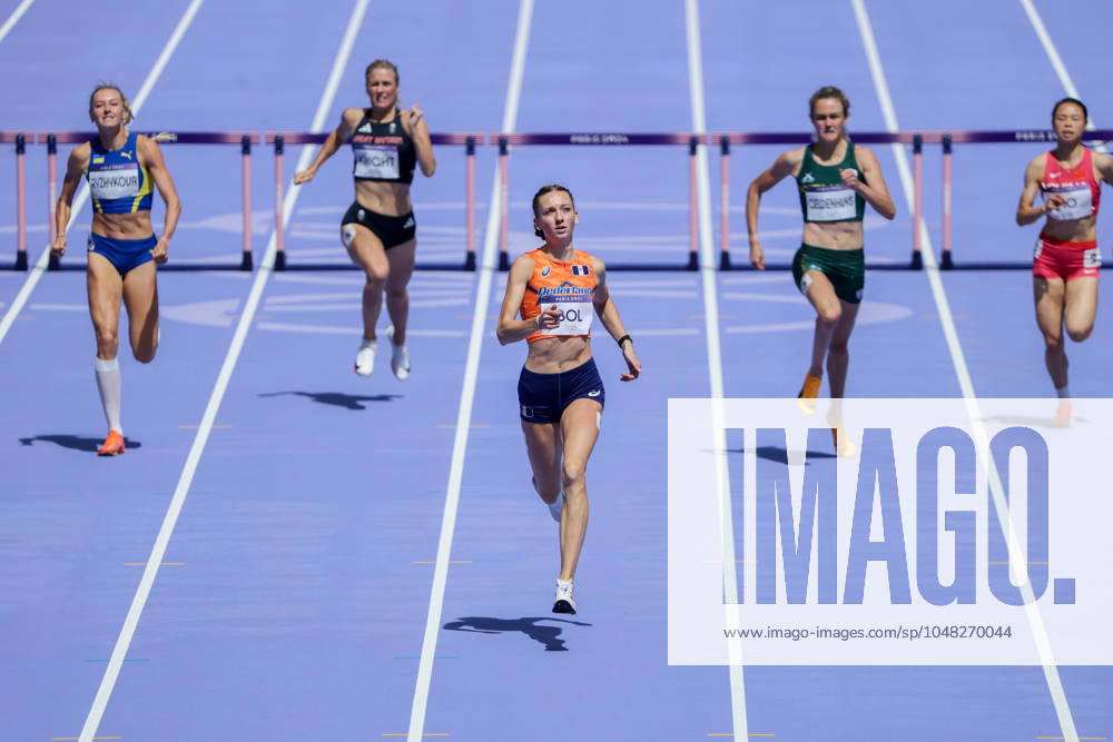 Femke Bol (NRD) leads the womenâ€⠢s 400m hurdles morning sessions at the Stade de France during the 2024 Paris Olympics on Sunday August 4, 2024 in Paris. Paris France - ZUMAj89_ 20240804_oly_j89_024