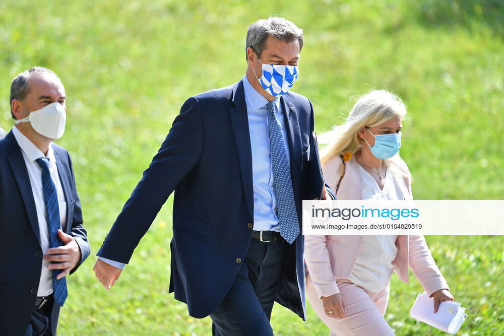 From left to right Hubert AIWANGER Free Voters, Bavarian Minister of Economic Affairs, Markus SOEDER State Premier of Bavaria and CSU Chairman and Melanie HUML Health Minister walked to the Bavarian State Government press conference on the coronavirus pandemic in Prince Carl Palais in Munich on 22 09 2020