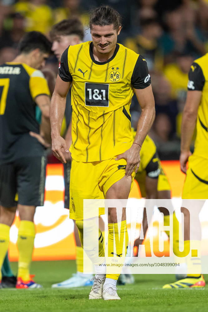 Football test match, 2024 2025 season, Borussia Moenchengladbach FC Villareal in Altach After the final whistle, Marcel Sabitzer Borussia Dortmund, 20 grabs his sore thigh Photo Kirchner Media DI