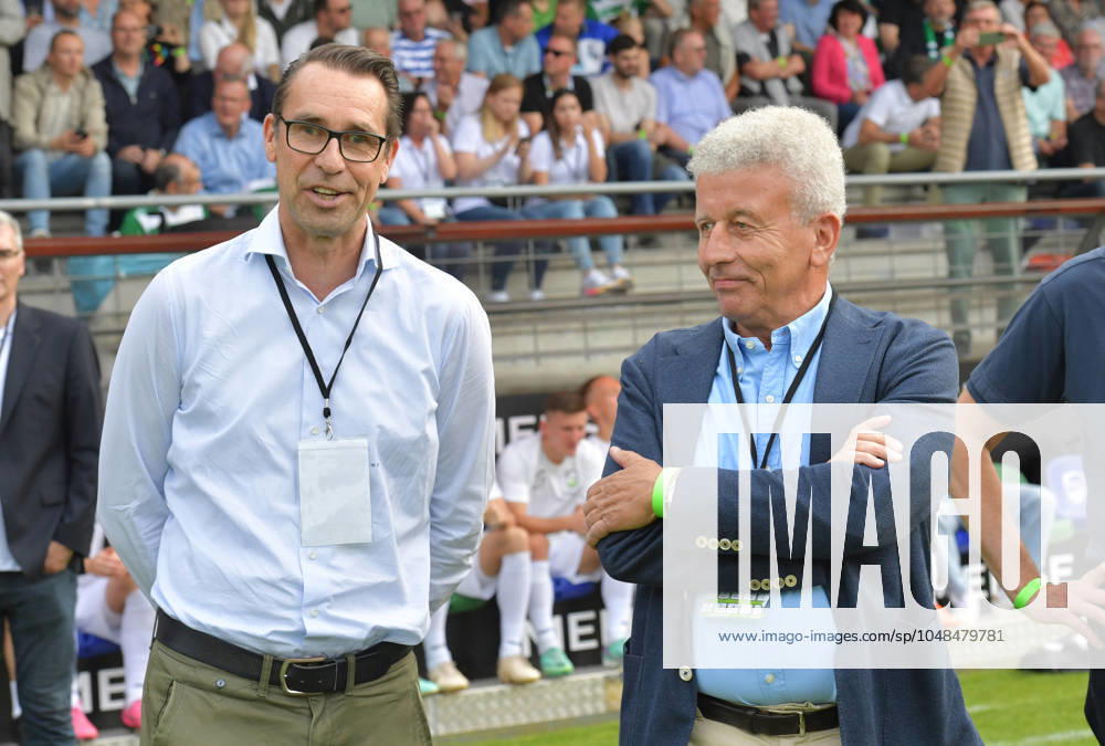 GER, Soccer, Regionalliga West, Season 2024 2025, 01 Matchday, Ohlendorf Stadion im Heidewald, Gütersloh FC Gütersloh MSV Duisburg 0 1 Michael Preetz Managing Director MSV Duisburg, left and Hans Hermann Kirschner Board Member FC Gütersloh , action, single image, landscape, facial expressions, gestures