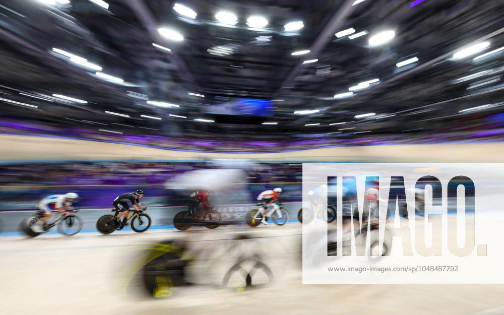 OLYMPICS - Olympic Summer Games 2024 PARIS,FRANCE,08.AUG.24 - OLYMPICS, CYCLING - Olympic Summer Games Paris 2024, mens omnium. Image shows a feature with athletes. GEPAxpictures xHaraldxSteiner