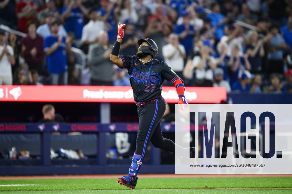 Toronto Blue Jays Vladimir Guerrero Jr. (27) celebrates while rounding the bases after hitting a two-run home run during the fifth inning of MLB, Baseball Herren, USA baseball action against the Baltimore Orioles, in Toronto, on Thursday, August 8, 2024. Canada News - August 8, 2024 - ZUMAc35_ 20240808_zaf_c35_178