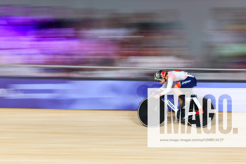 Paris 2024 Olympic Games, Olympische Spiele, Olympia, OS Picture by Alex Whitehead SWpix.com - 09 08 2024 - Paris 2024 Olympic Games - Track cycling, Rad, Radsport, Bahnrad, Bahn - National Velodrome, Saint-Quentin-en-Yvelines, France - Women s Sprint Qualifying - Riyu Ohta (Japan)