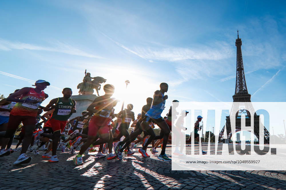 OLYMPICS - Olympic Summer Games 2024 PARIS,FRANCE,10.AUG.24 - OLYMPICS, ATHLETICS - Olympic Summer Games Paris 2024, marathon, men. Image shows the athletes and a general view of the Eiffel tower. GEPAxpictures Klansek