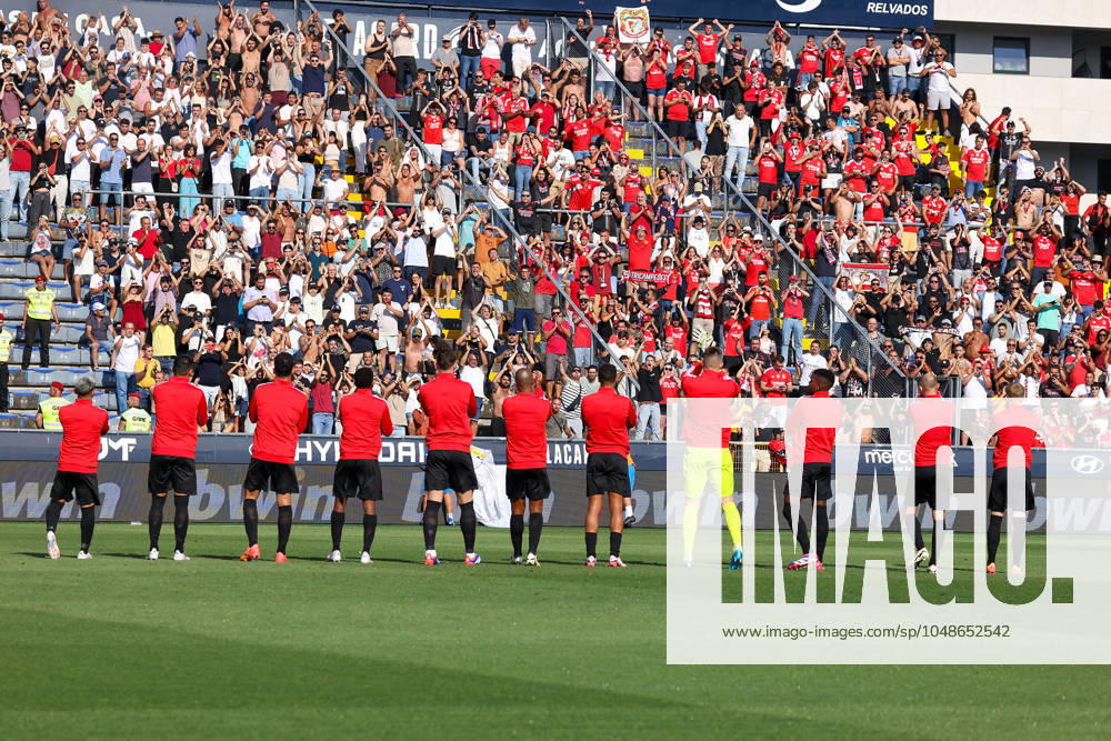 2024 08 11 1 ª jornada da Liga Portugal Betclic, Futebol Clube de Famalicao Sport Lisboa e Benfica v l , the Sport Lisboa e Benfica team welcomes the fans
