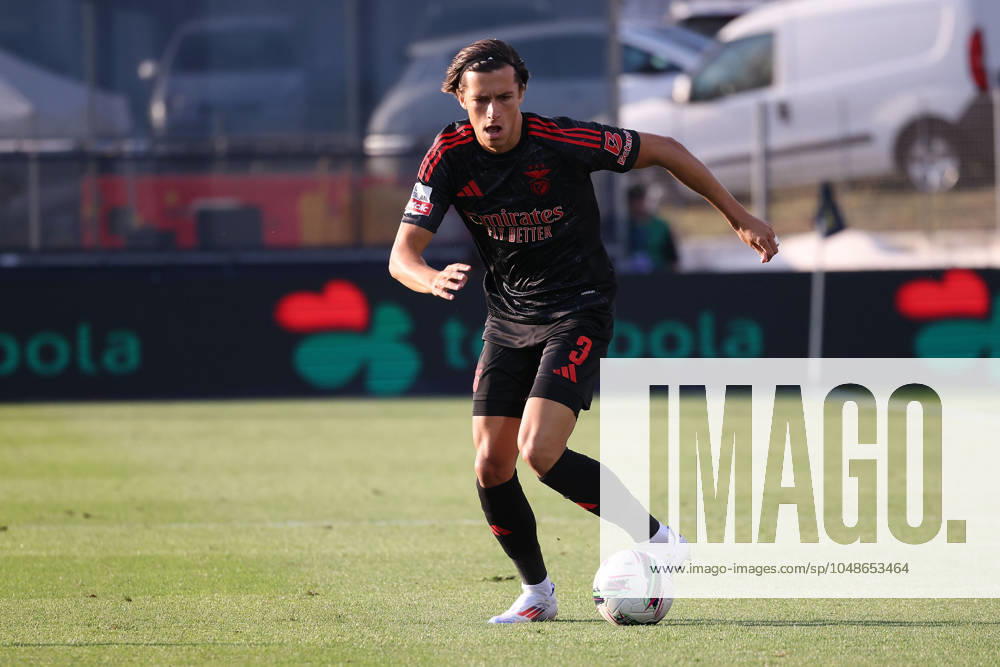2024 08 11 1 ª jornada da Liga Portugal Betclic, Futebol Clube de Famalicao Sport Lisboa e Benfica v l , Alvaro Fernandez Carreras S L Benfica , on the ball, cropped, single image, full body, action, action, game scene