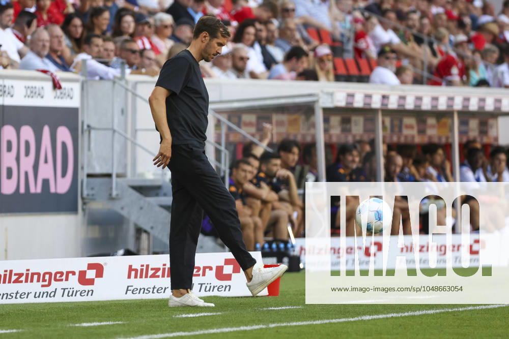 Julian Schuster SC Freiburg, Coach on the ball , Soccer, Test match, 2024 2025, SC Freiburg vs AC Florence, 10 08 2024, Europa Park Stadion , Freiburg im Breisgau, Germany Freiburg im Breisgau Europa Park Stadion Baden Wuerttemberg Germany