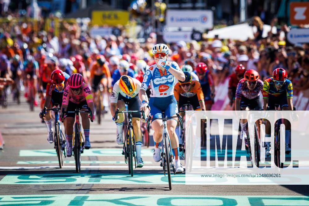 ROTTERDAM, Le Tour Femmes (stage 1), 12-08-2024, Le tour Femmes grand depart in Rotterdam. Stage 1 to The Hague. Charlotte Kool (TEAM DSM-FIRMENICH POSTNL) wins Le Tour Femmes (stage 1) x26023447x