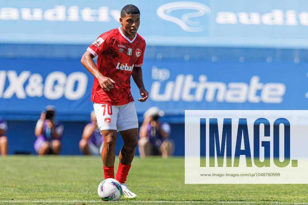 GD Estoril Praia Vs CD Santa Clara in Estoril, Portugal - 11 Aug 2024 Vinicius Lopes (CD Santa Clara) seen during the Liga Portugal game between teams of GD Estoril Praia and CD Santa Clara at Estadio Antonio Coimbra da Mota. GD Estoril Praia vs CD Santa Clara. GD Estoril Praia defeated by CD Santa Clara 1-1 Estoril Portugal