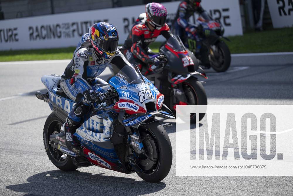 88 OLIVEIRA Miguel (prt), Trackhouse Racing, Aprilia RS-GP 2024, action during the 2024 MotoGP Motorrad Grand Prix von Osterreich, 2024 MotoGP Austrian Grand Prix, on the Red Bull Ring, from August 16 to 18, 2024 in Austria, Spielberg - MOTO - MOTO GP - AUSTRIAN GRAND PRIX 2024 DPPI Panoramic _GG94219