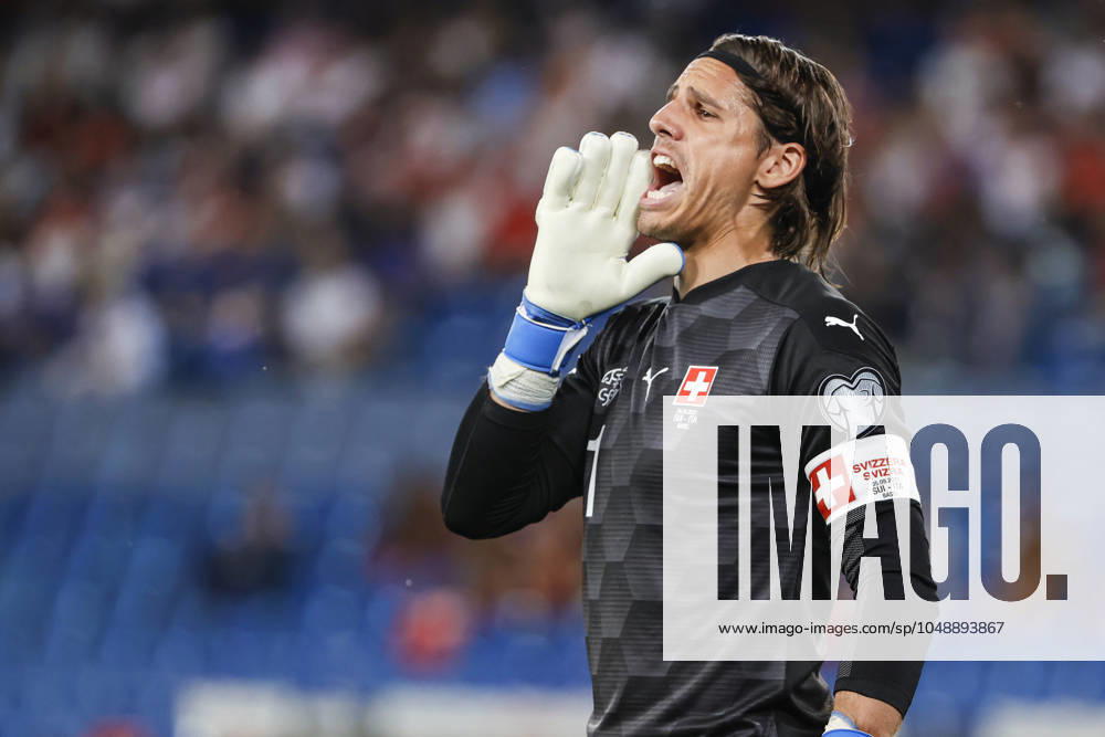 Yann Sommer Achiv Goalkeeper, Switzerland, Swiss national team, soccer, UEFA Nations League, soccer goalkeeper, UEFA, top sport, national team, goalkeeper performance, Super League, Bundesliga, Grasshopper Club Zurich, FC Basel, Borussia Mönchengladbach, FC Bayern Munich, Inter Milan, men, football, professional sport