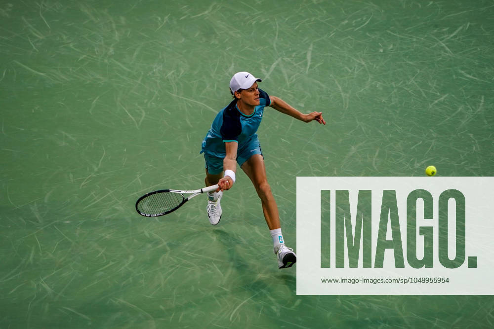 Cincinnati Open Men s Final: Jannik Sinner Vs. Frances Tiafoe Jannik Sinner is hitting a forehand during the men s final match between Jannik Sinner and Frances Tiafoe at the Cincinnati Open tennis tournament in Mason, Ohio, on August 19, 2024. Mason Ohio United States